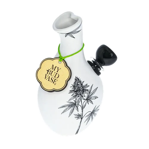 Product image of My Bud Vase, Love Bud Water Pipe
