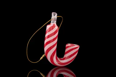 Product image of 2.5" Smokable Ornament Hand Pipe w Hanger, Candy Cane