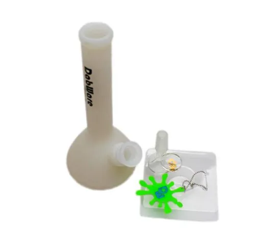 Product image of 7.5" Beaker Platinum Silicone Bong