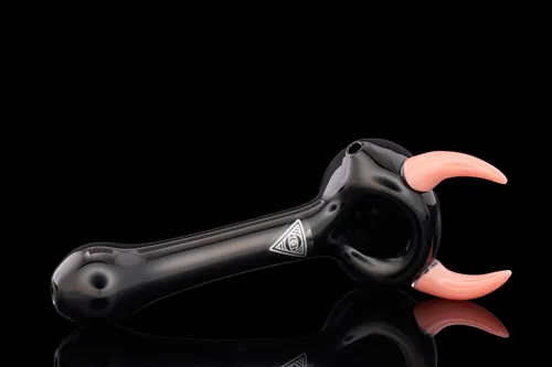 Red Eye Glass, 4.5" Horn Hand Pipe