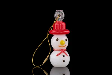 Product image of 2.5" Smokable Ornament Hand Pipe w Hanger, Snowman