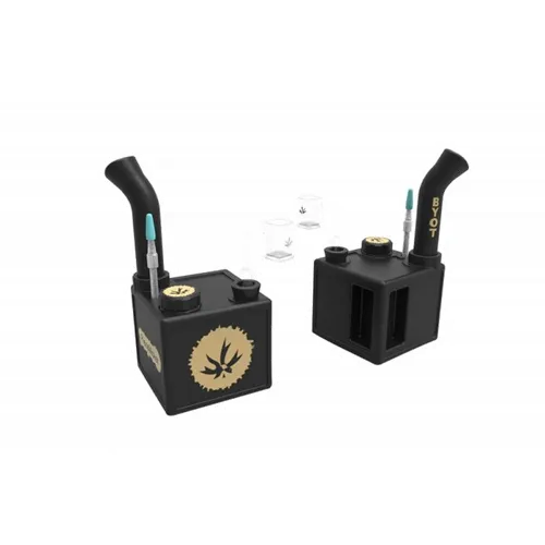 Product image of PieceMaker, Kube Silicone Square Dab Rig