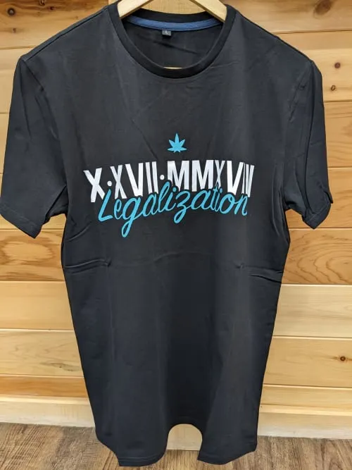 Product image of Black Legalize it! T-Shirt