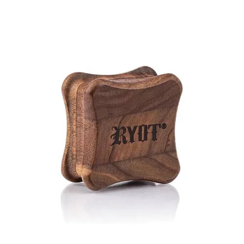 Product image of RYOT - 1905 FLY Walnut Grinder