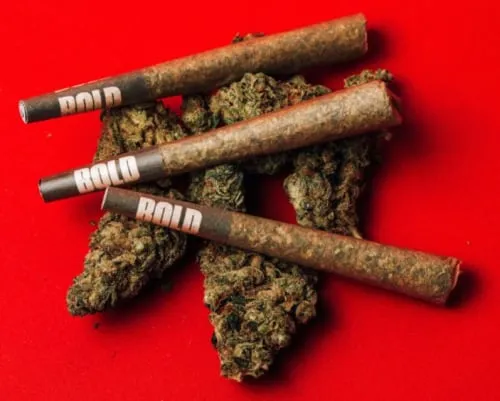 Product image of Watermelon Squeeze Diamond Infused Pre-Rolls 5 x 0.4g - BOLD