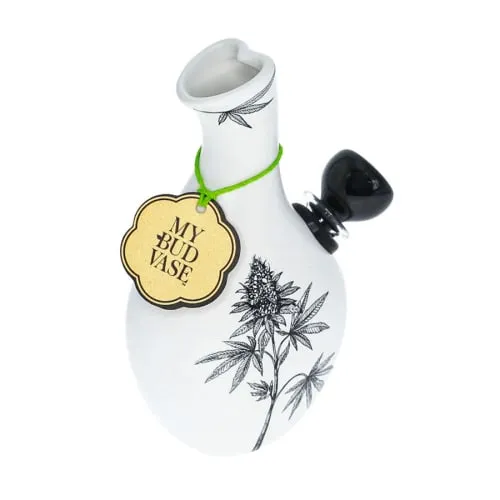 Product image of My Bud Vase - Love Bud Water Pipe